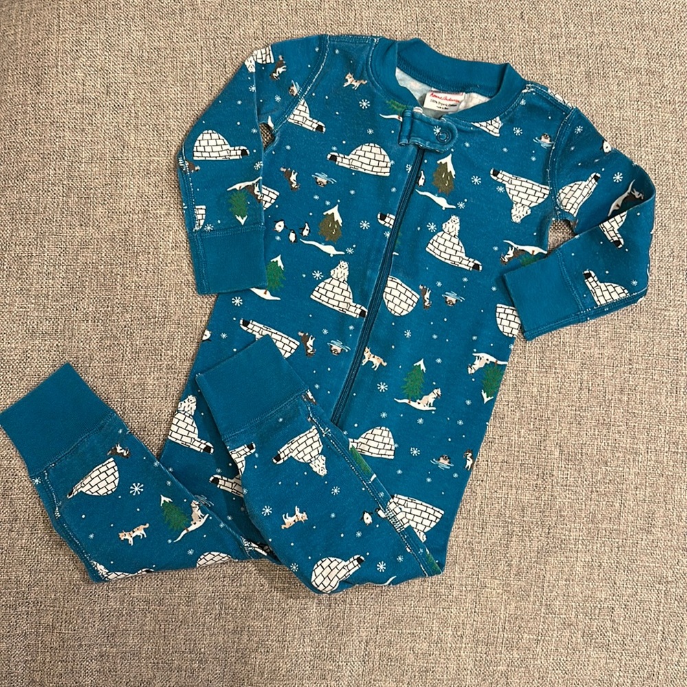 Hanna Andersson baby zip sleeper